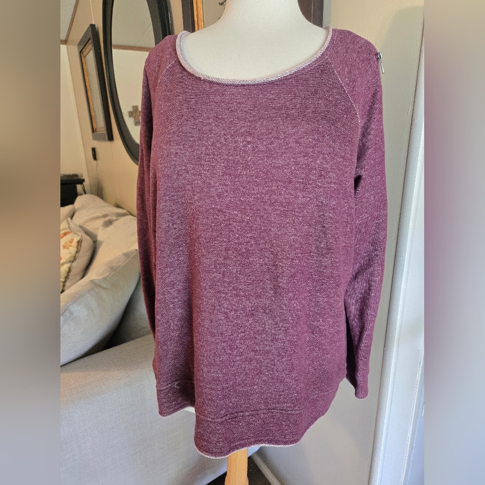 Rock & Republic Sweater. 219 - Picture 1 of 3